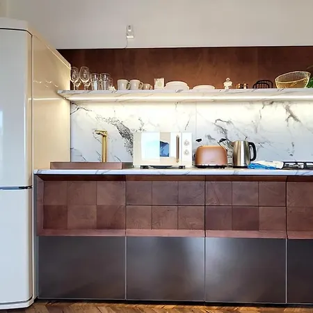 Eiffel Grand View Apartment